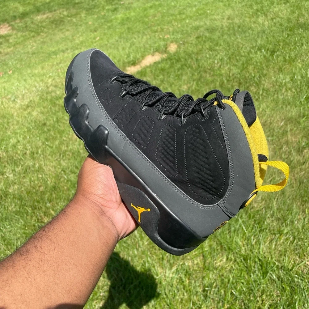 Jordan 9 retro “university gold” size 12 worn very lightly - Picture 7 of 11
